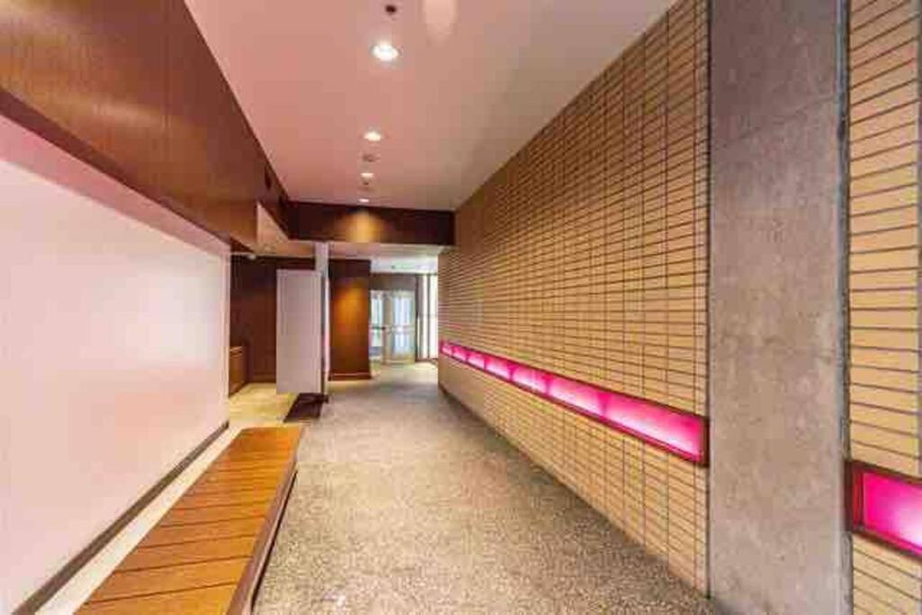Beautiful Apartment Downtown, Mins To Rogers Arena, Stadium, Restaurants, Shops Vancouver Zewnętrze zdjęcie