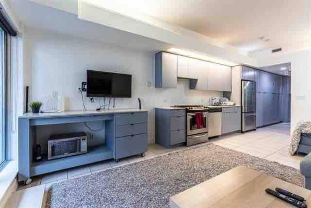 Beautiful Apartment Downtown, Mins To Rogers Arena, Stadium, Restaurants, Shops Vancouver Zewnętrze zdjęcie